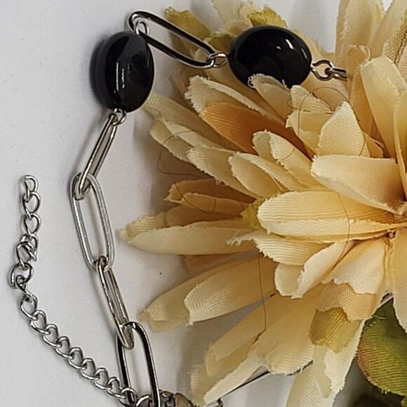 Karis, New, Lapis Lazuli, Dark Blue Necklace, 18 Inches, Platinum Plated Stamped - Picture 4 of 5